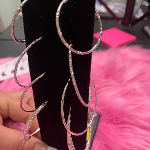 Earrings - Picture 3 of 3